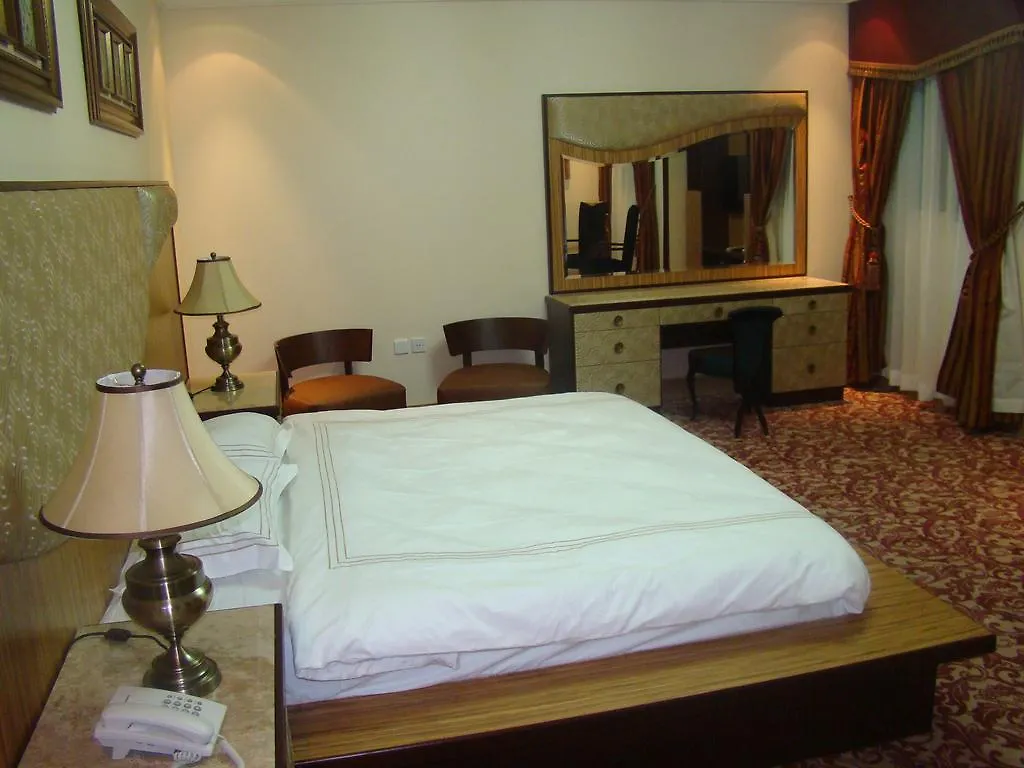 Manazilna Apartments Riyadh منازلنا للشقق المفروشة 4*,